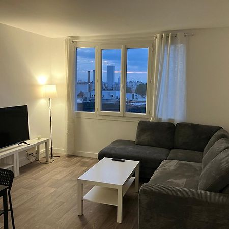Logement Spacieux A 15Min De Paris - Free Parking - Free Wifi Pantin Esterno foto