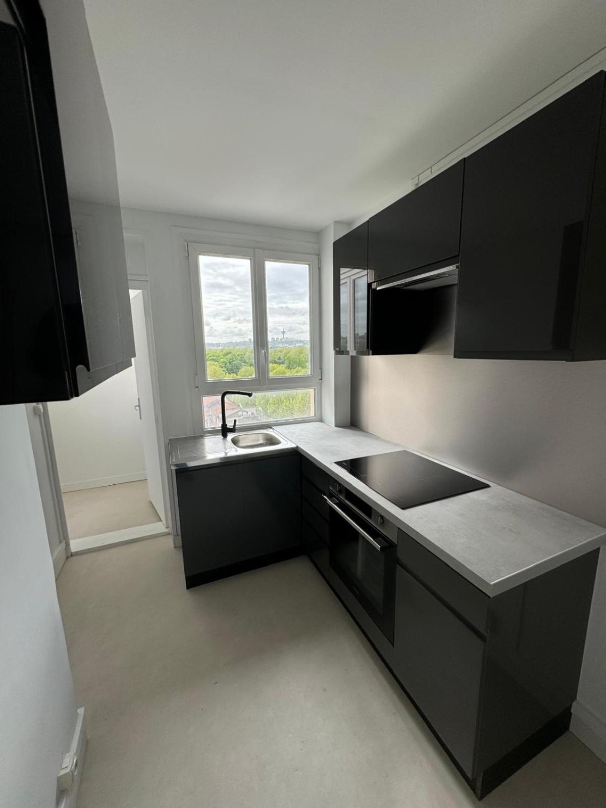 Logement Spacieux A 15Min De Paris - Free Parking - Free Wifi Pantin Esterno foto